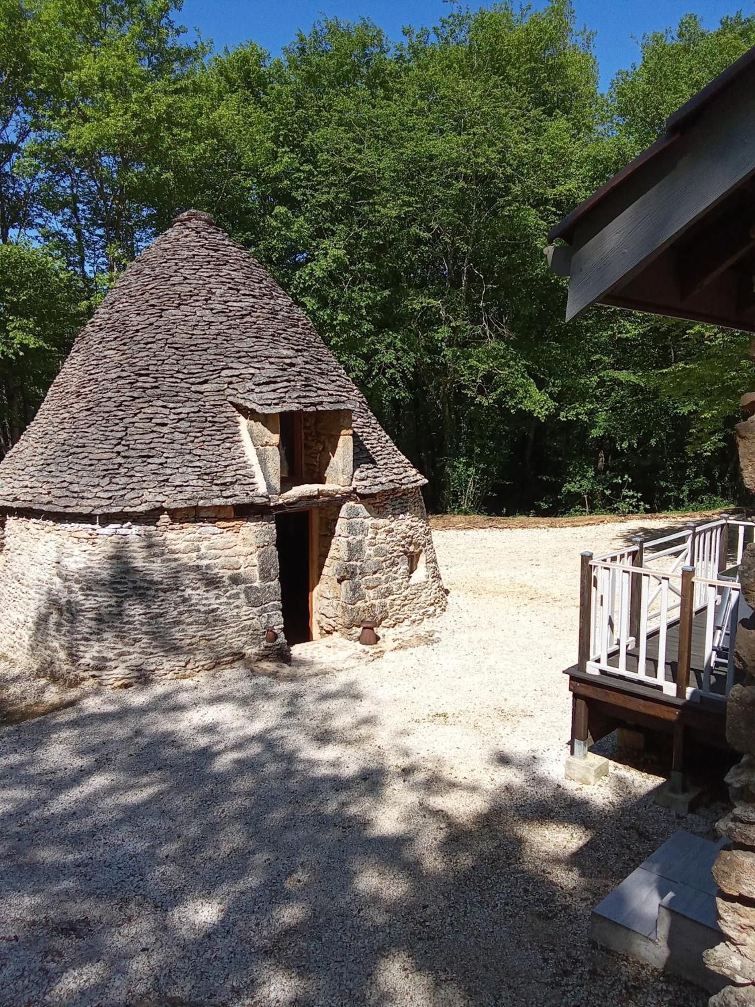 Bed and Breakfast La Borie Du Bois Sarlat Saint-Andre-d'Allas Екстер'єр фото